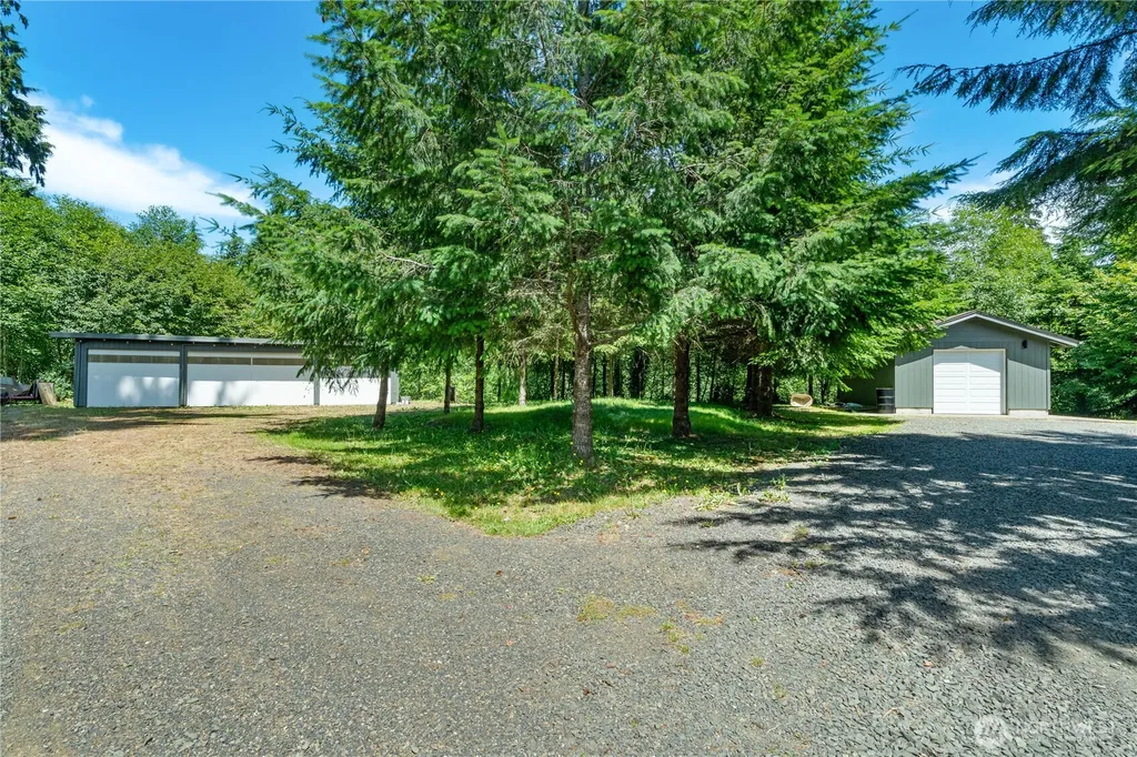 313 Hemlock Park Lane Aberdeen WA 98520