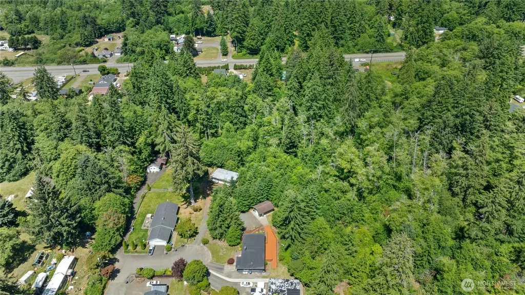 313 Hemlock Park Lane Aberdeen WA 98520