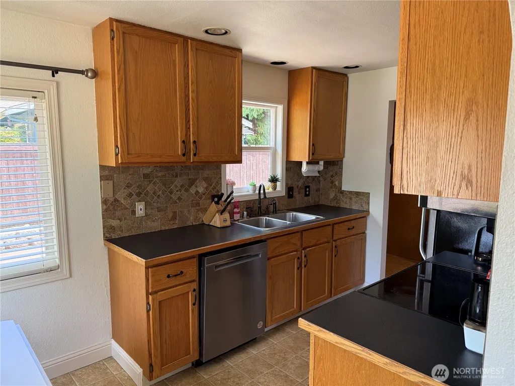 709 South Street SE Tumwater WA 98501