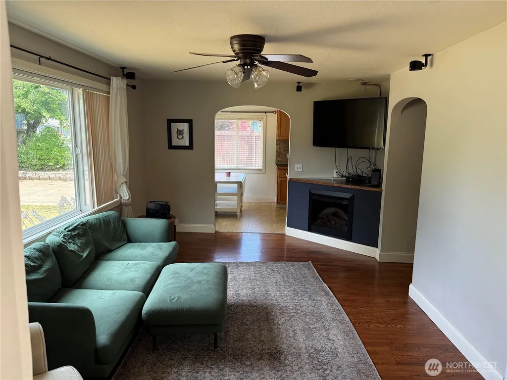 709 South Street SE Tumwater WA 98501