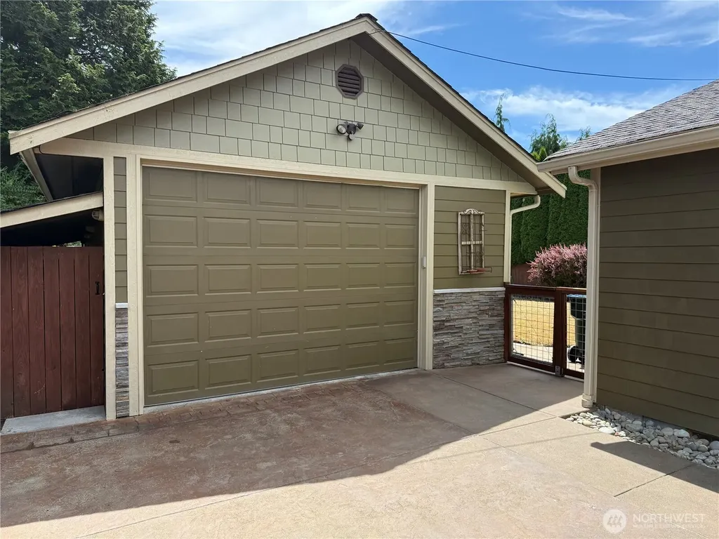 709 South Street SE Tumwater WA 98501