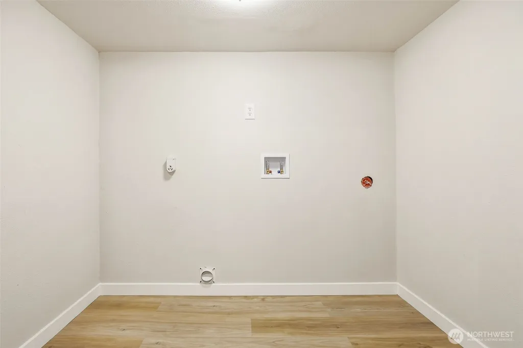 10713 15th Avenue NE Seattle WA 98125
