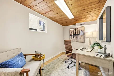 10713 15th Avenue NE Seattle WA 98125
