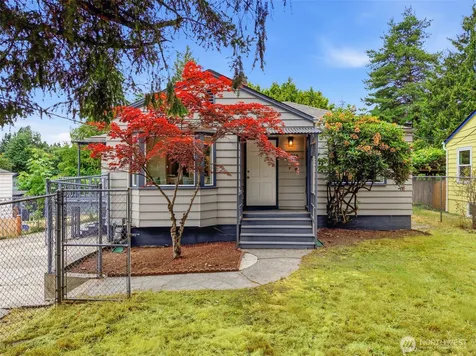 10713 15th Avenue NE Seattle WA 98125