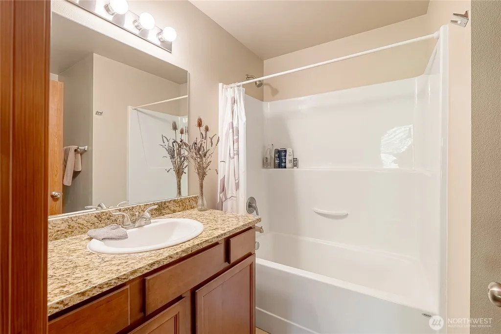 4610 Elmwood Drive Blaine WA 98230