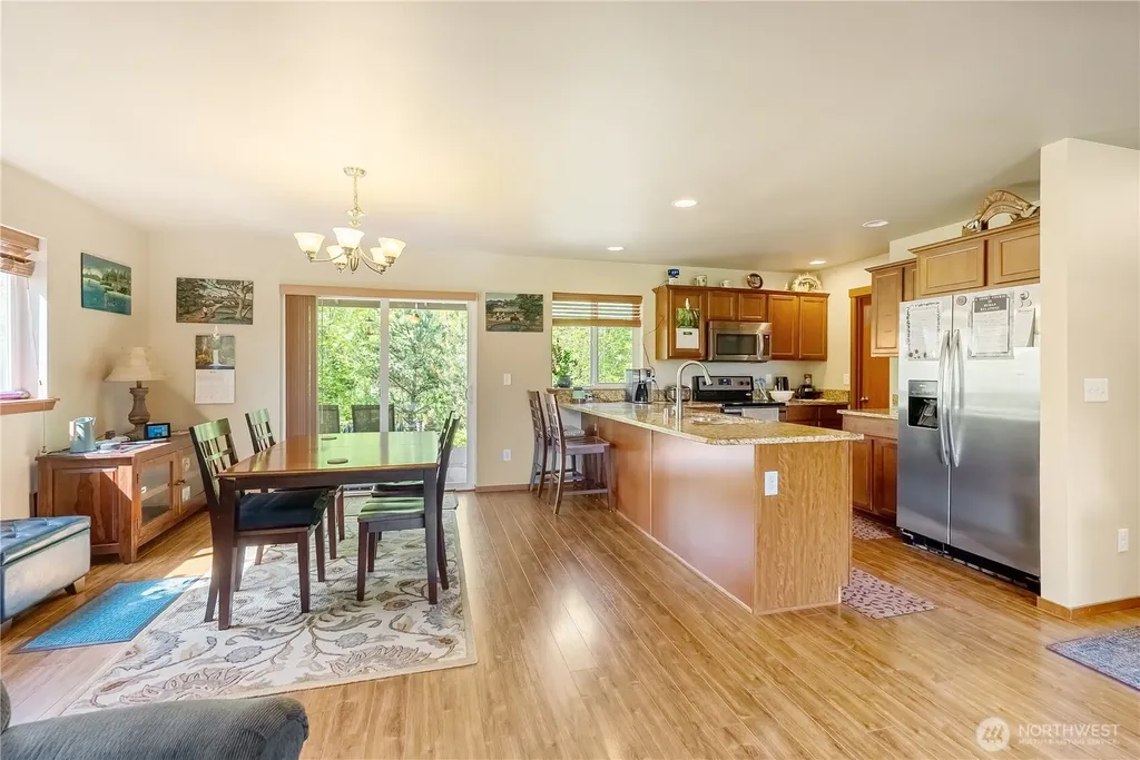 4610 Elmwood Drive Blaine WA 98230