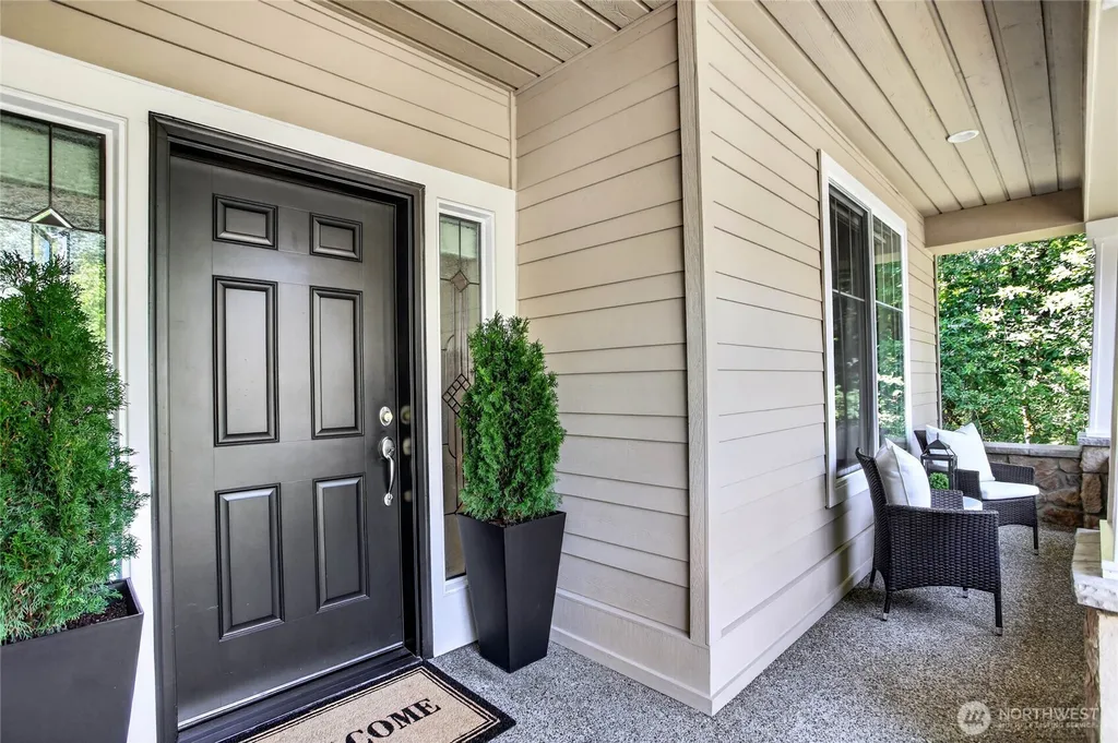 25817 NE 4th Place Sammamish WA 98074