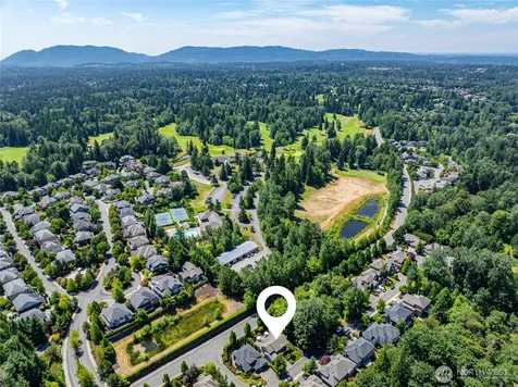 25817 NE 4th Place Sammamish WA 98074
