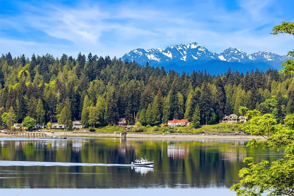 6620 NE Seabold Road Bainbridge Island WA 98110