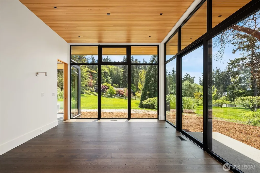 6620 NE Seabold Road Bainbridge Island WA 98110