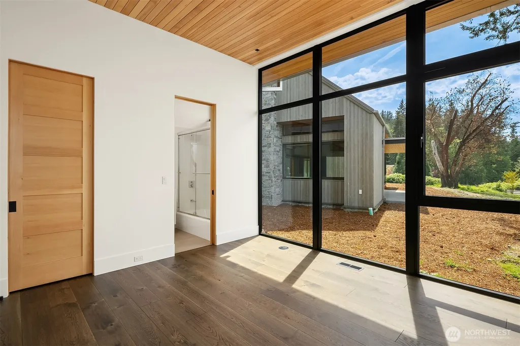 6620 NE Seabold Road Bainbridge Island WA 98110