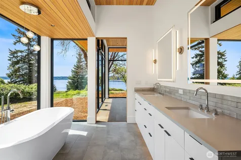 6620 NE Seabold Road Bainbridge Island WA 98110