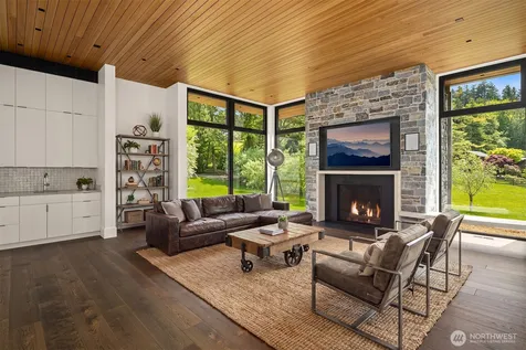 6620 NE Seabold Road Bainbridge Island WA 98110