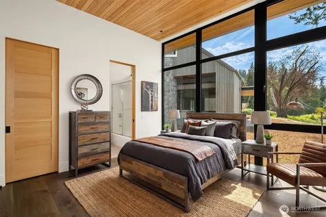 6620 NE Seabold Road Bainbridge Island WA 98110