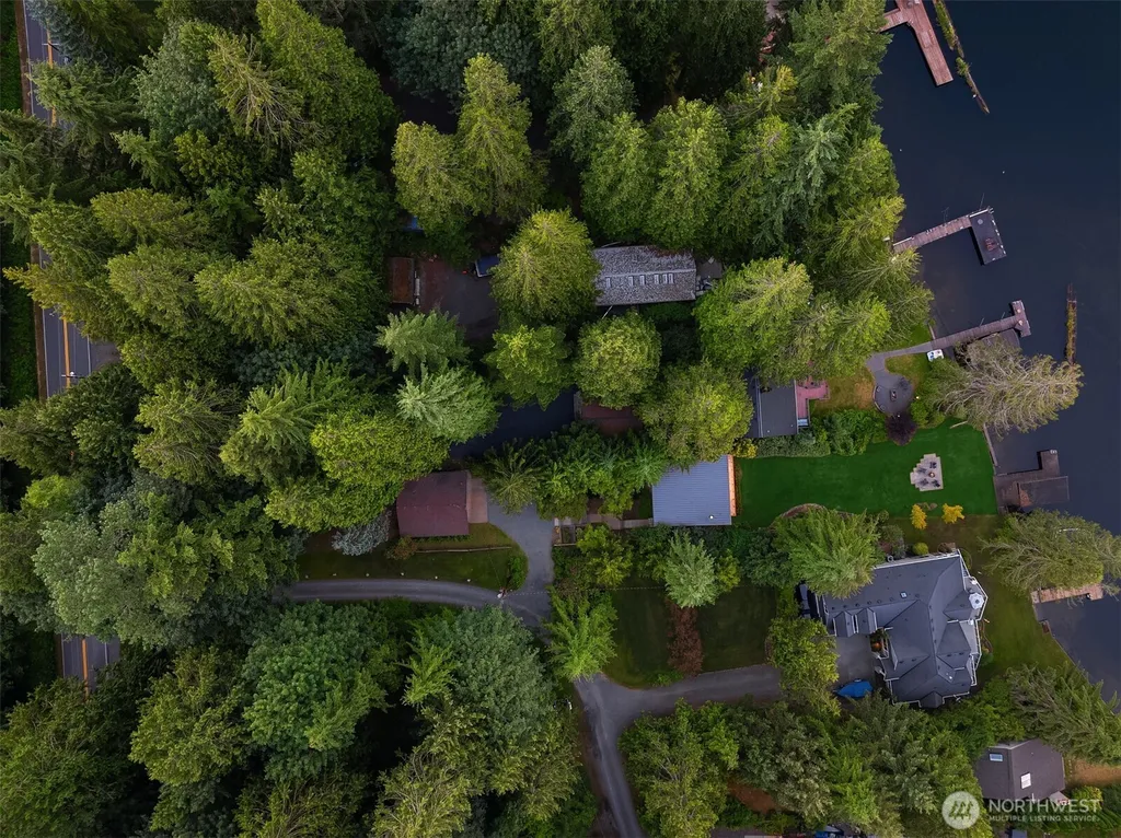 113 NW Lake Roesiger Road Snohomish WA 98290
