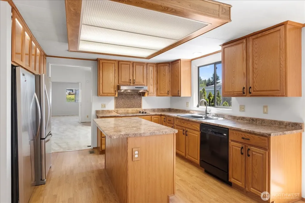1427 100th Street SW Everett WA 98204