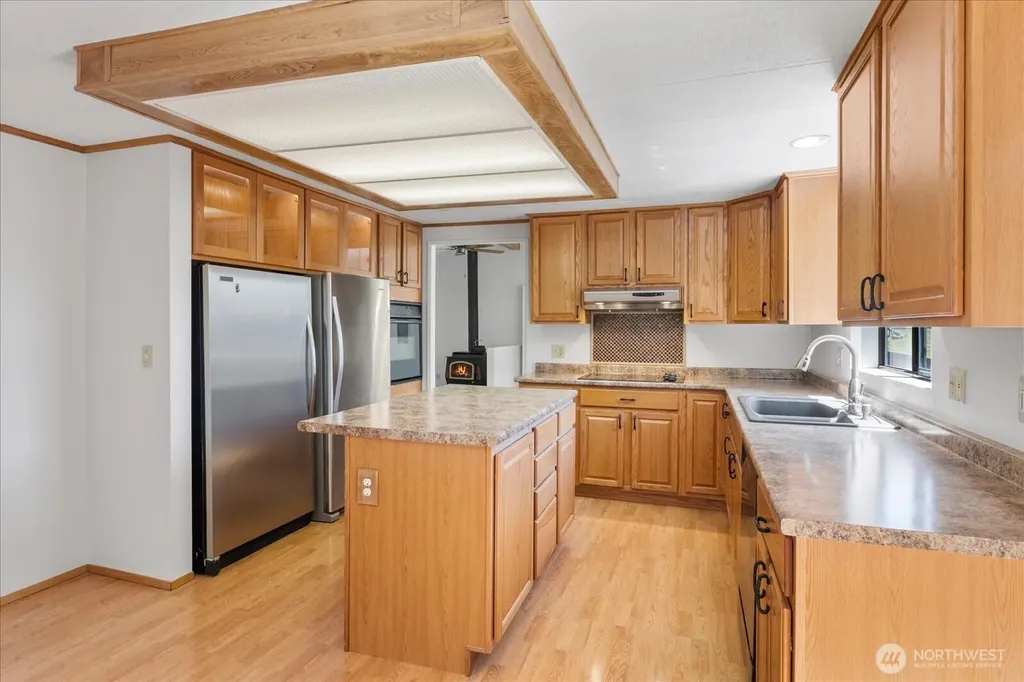 1427 100th Street SW Everett WA 98204