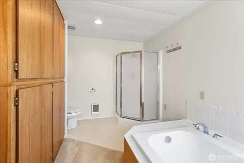 1427 100th Street SW Everett WA 98204