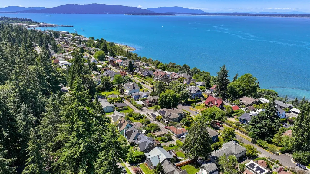 221 N Garden Street Bellingham WA 98225