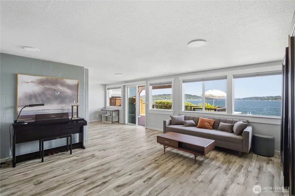 11020 Rainier Avenue S Seattle WA 98178