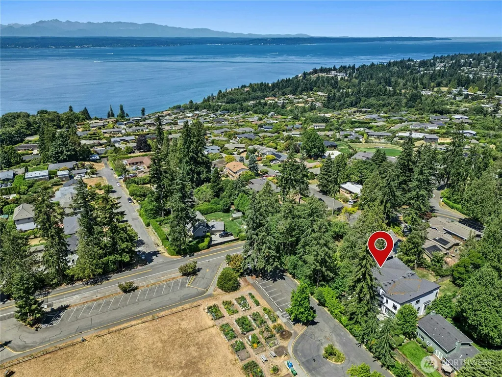17840 10th Avenue NW Shoreline WA 98177