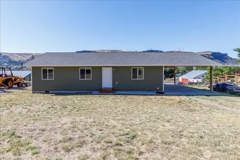 109 C Street Grand Coulee WA 99133