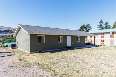 109 C Street Grand Coulee WA 99133