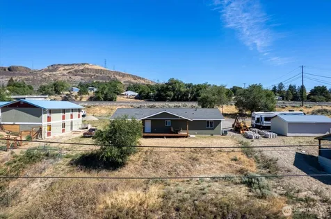 109 C Street Grand Coulee WA 99133