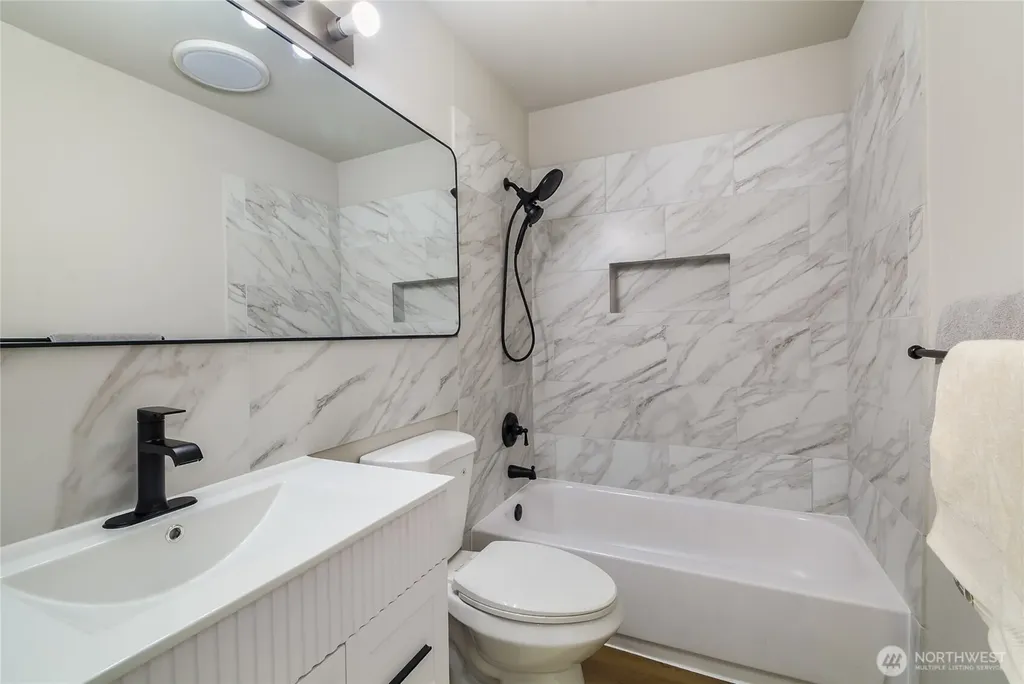 4805 180th Street SW Lynnwood WA 98037