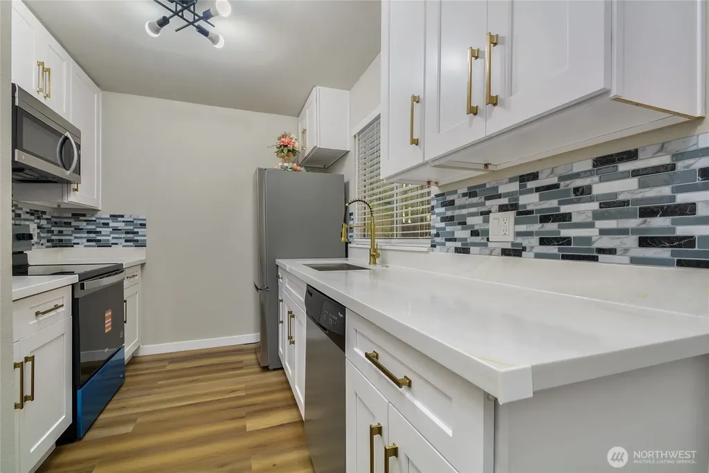 4805 180th Street SW Lynnwood WA 98037