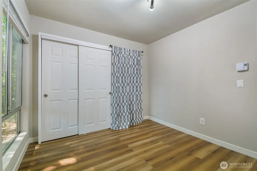 4805 180th Street SW Lynnwood WA 98037