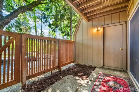 4805 180th Street SW Lynnwood WA 98037