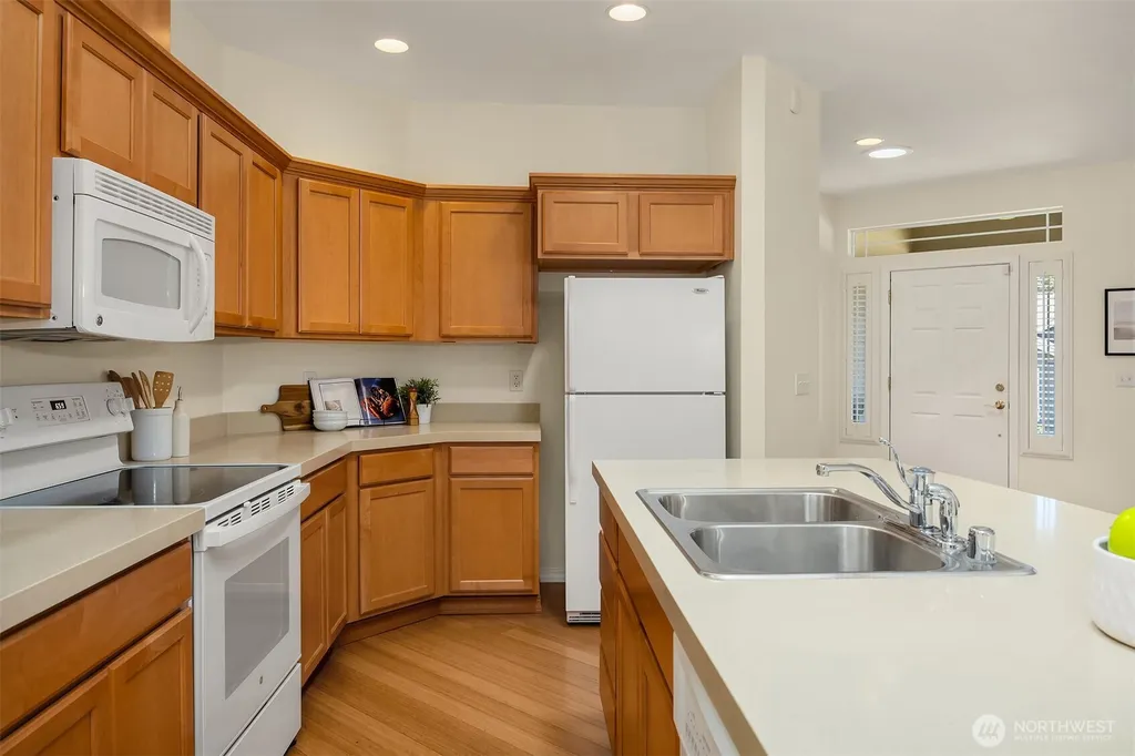 13273 Sun Break Way NE Redmond WA 98053