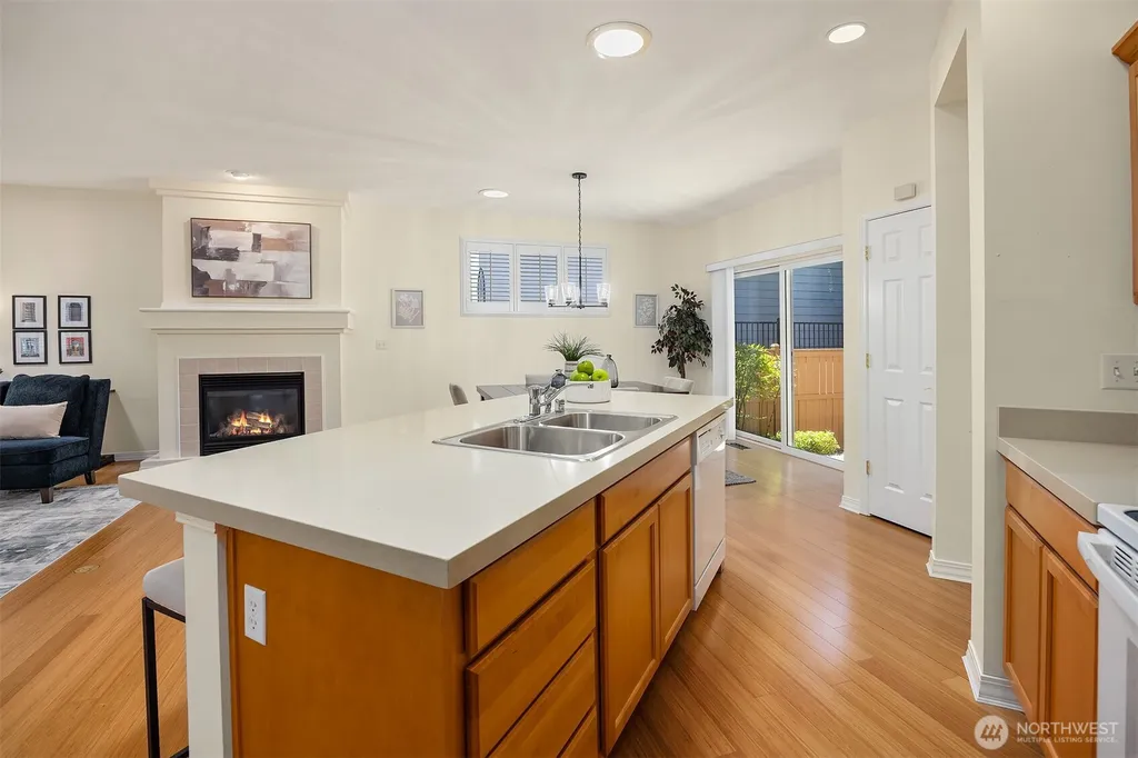 13273 Sun Break Way NE Redmond WA 98053
