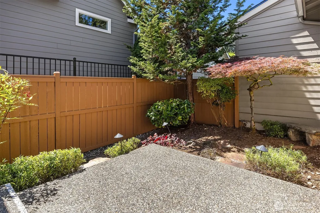 13273 Sun Break Way NE Redmond WA 98053