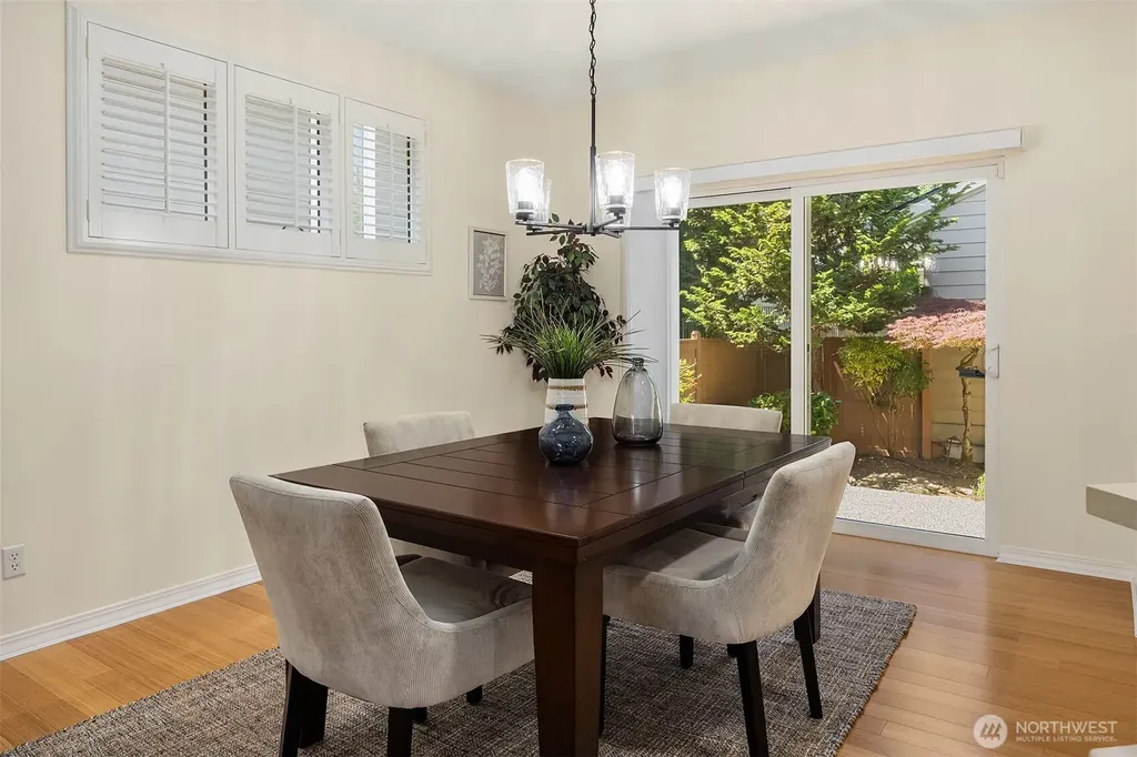 13273 Sun Break Way NE Redmond WA 98053