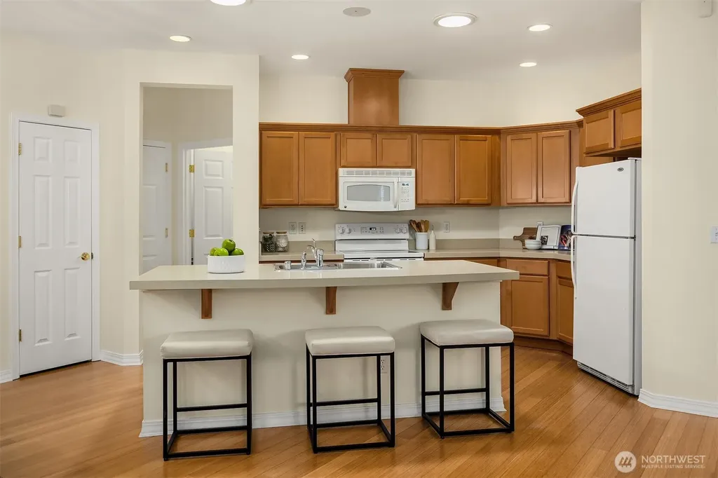 13273 Sun Break Way NE Redmond WA 98053