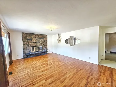 825 N Jefferson Colville WA 99114