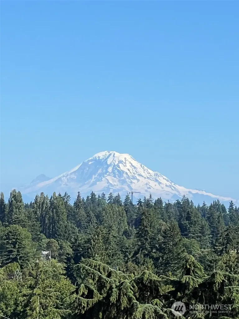 10235 33rd Avenue SW Seattle WA 98146