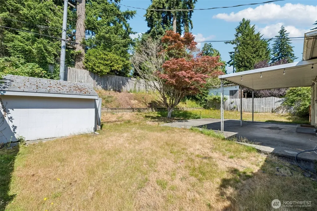 10235 33rd Avenue SW Seattle WA 98146