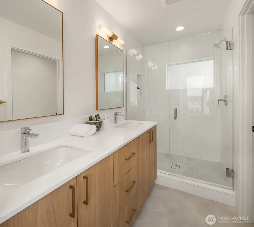 3446 13th Avenue W Seattle WA 98119