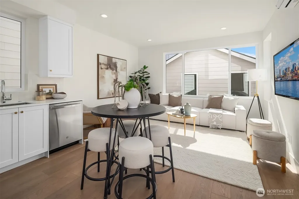 3446 13th Avenue W Seattle WA 98119