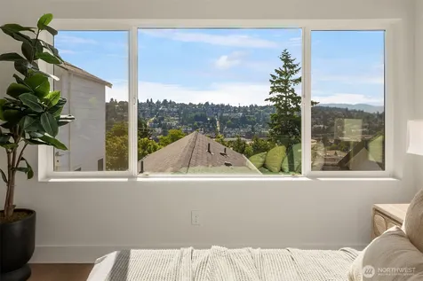 3446 13th Avenue W Seattle WA 98119
