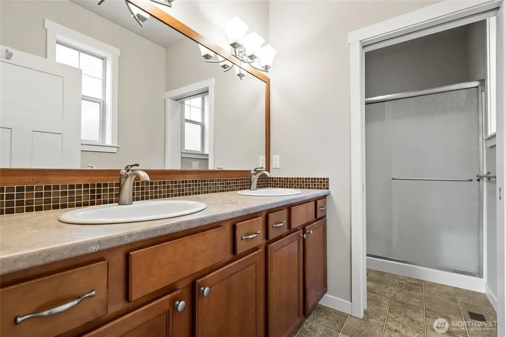 1504 Bryce Park Loop Lynden WA 98264