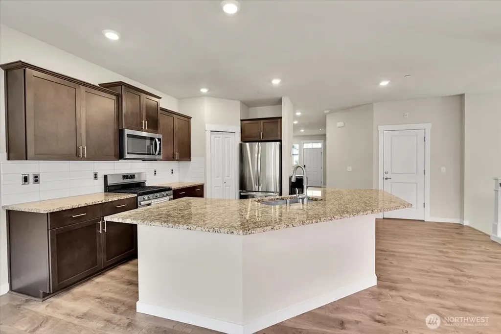 7709 208th Avenue E Bonney Lake WA 98391