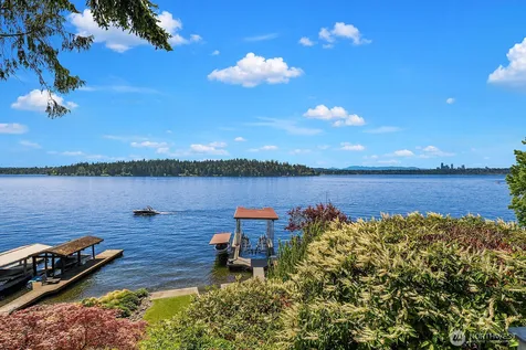 4835 Forest Avenue SE Mercer Island WA 98040
