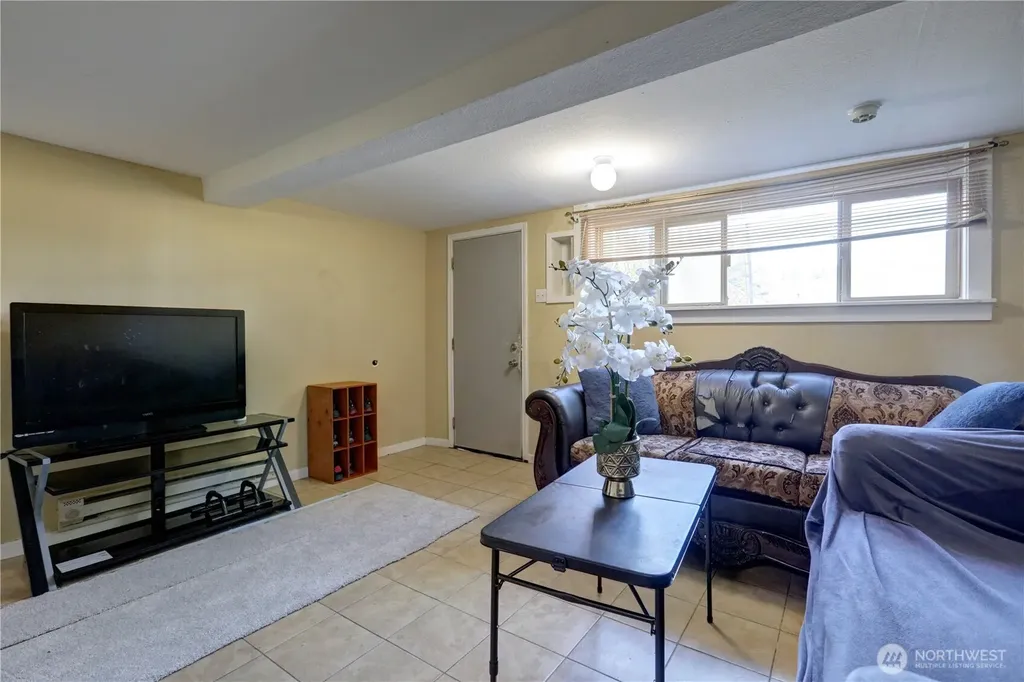 4120 Renton Avenue S Seattle WA 98108