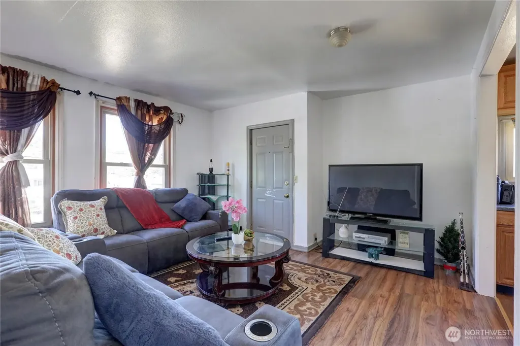 4120 Renton Avenue S Seattle WA 98108