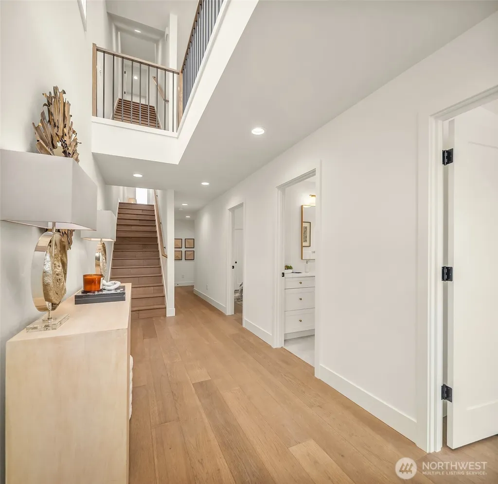 3442 13th Avenue W Seattle WA 98119