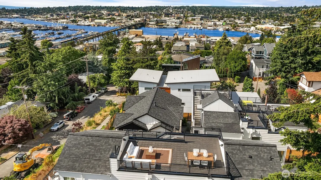 3442 13th Avenue W Seattle WA 98119